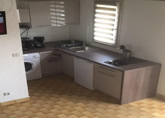 Studio Mezzanine 5 Pers, Terrasse Sud, Parking Privé - FR-1-607-67 * Agde